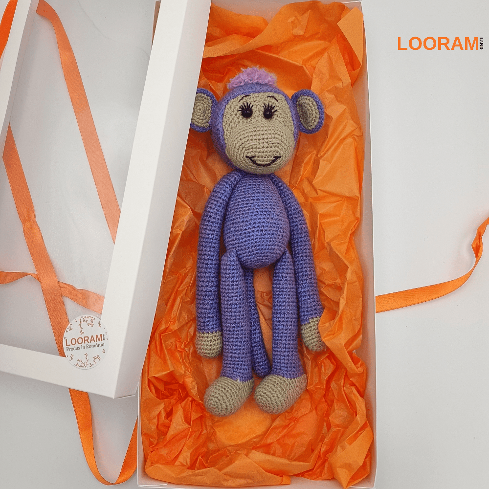 Maimuță croșetată jucărie decorativă mov