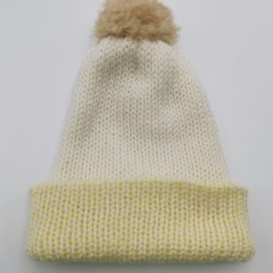 Caciula tricotata, reversibila, cu mot detasabil de la 3 - 10 ani