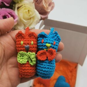 Set brelocuri crosetate inimi si pisici