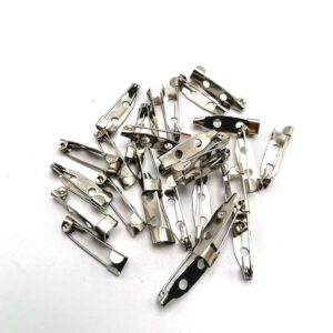 Ac de brosa metalic argintiu - 2 cm lungime - 2 gauri - 150 buc