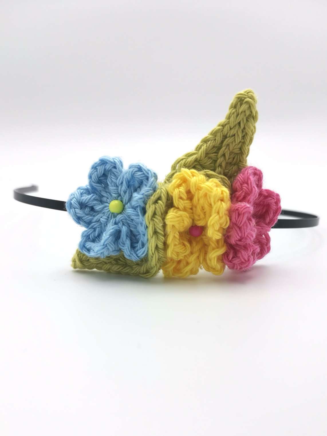 Bentita cu flori handmade crosetate