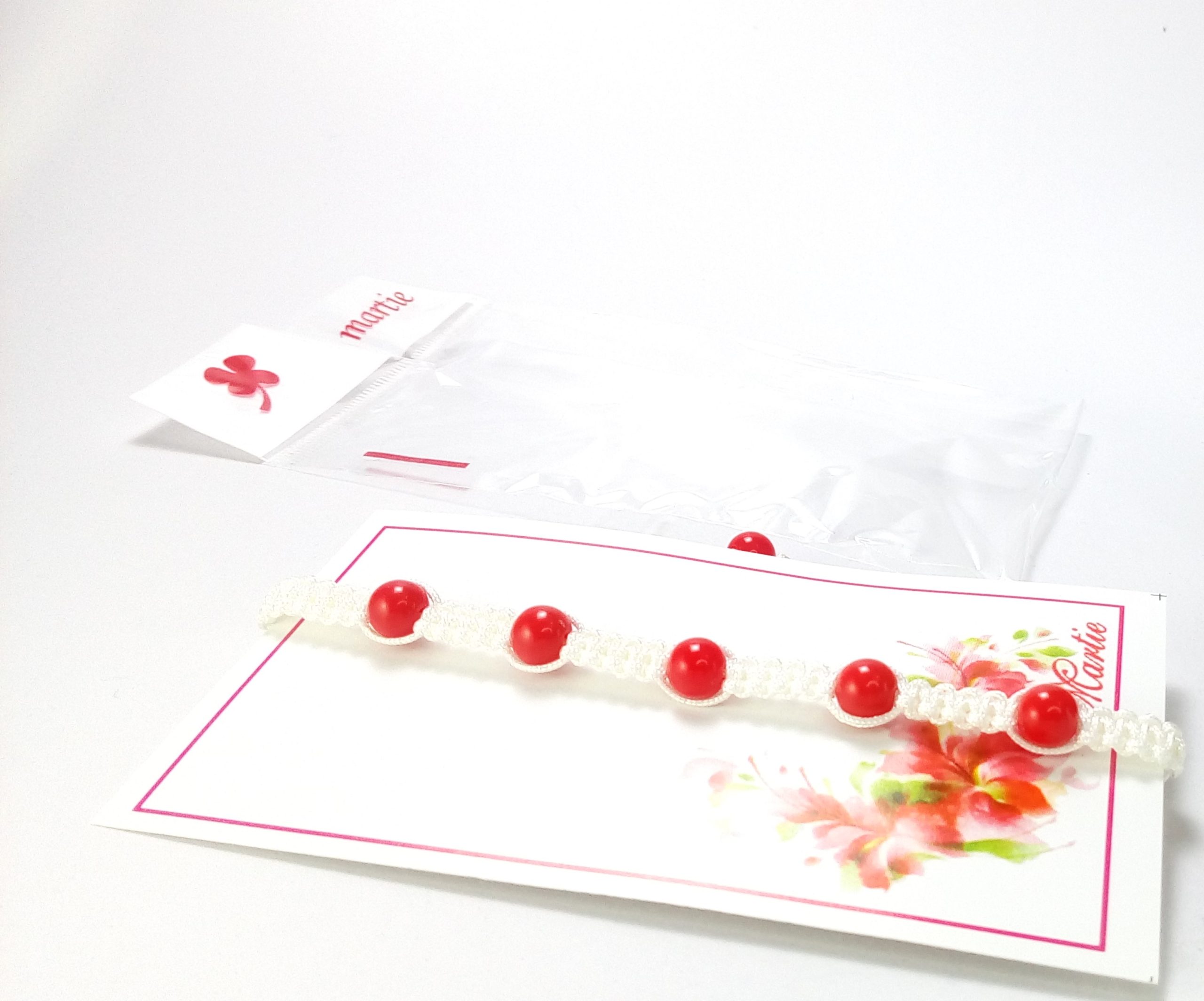 br alba cu margele rosii (3)