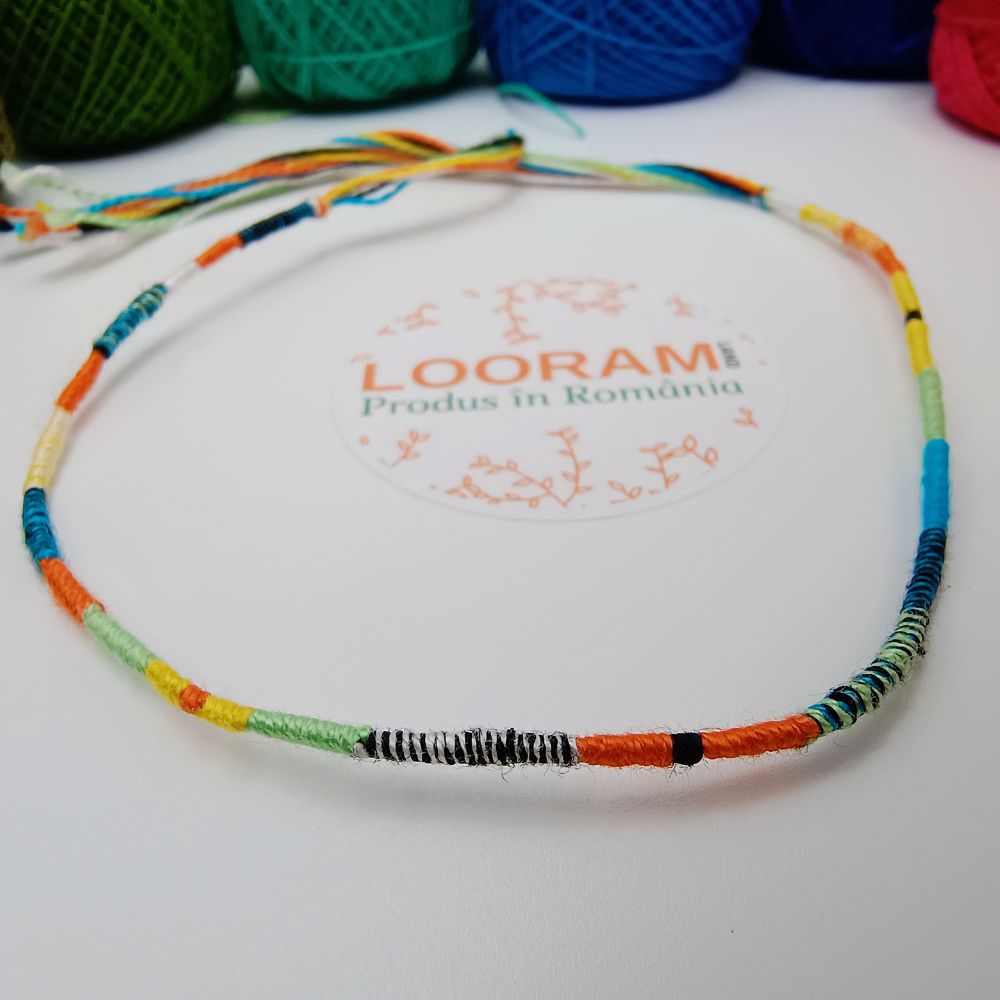 Brățară din ață colorată subțire multicoloră model 6 - pe comandă