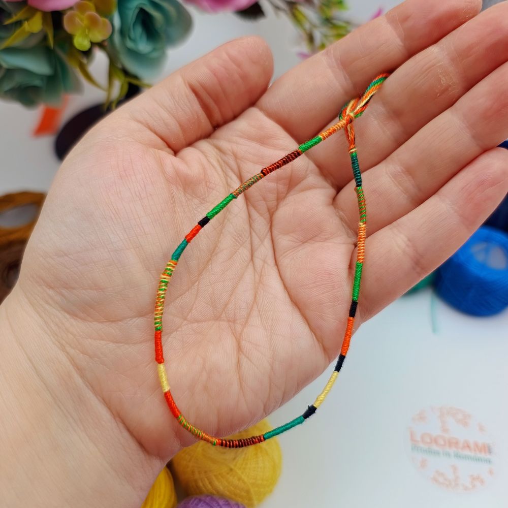 Brățară din ață colorată subțire multicoloră model 8 – pe comandă