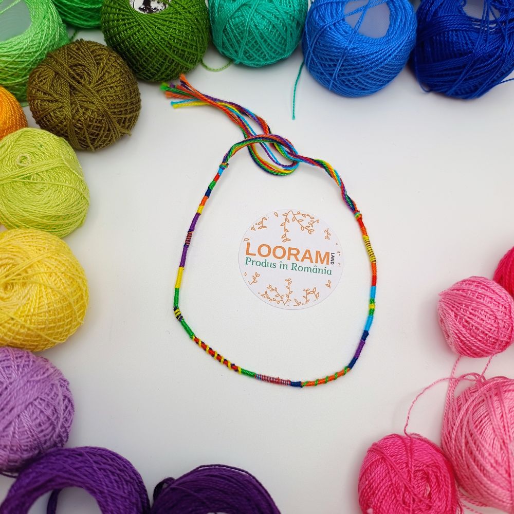 Brățară din ață colorată subțire multicoloră model 11 – pe comandă