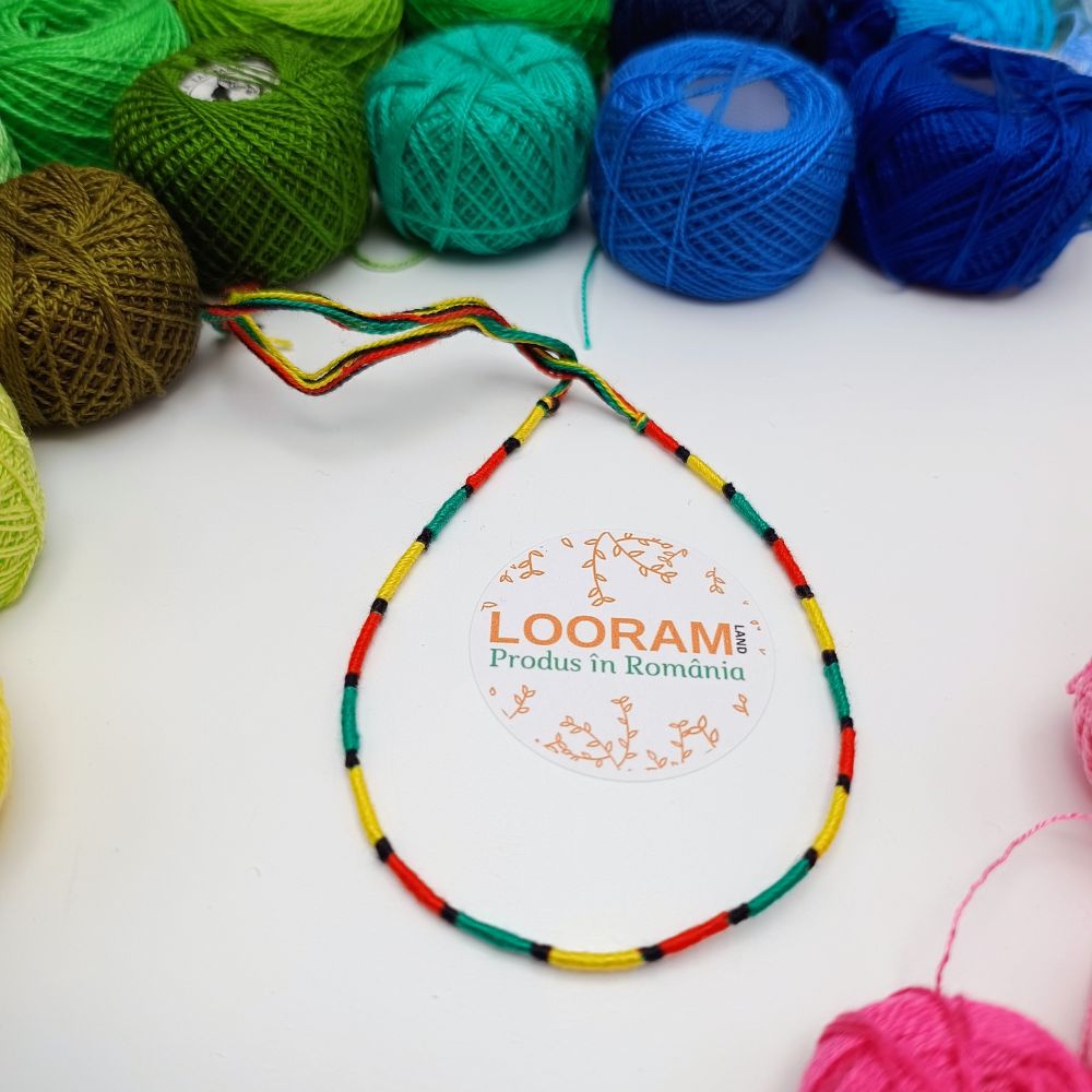 Brățară din ață colorată subțire multicoloră model 12 – pe comandă