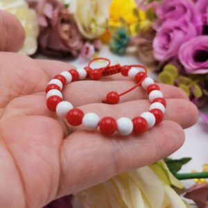 Set 10 Bratari martisor cu margele albe si rosii