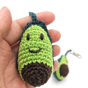 Breloc avocado - pe comanda