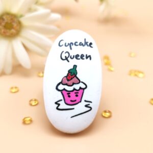 Brosa martisor Briosa - martisor handmade - portelan artizanal