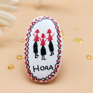 Brosa martisor Hora - martisor handmade - portelan artizanal