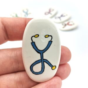 Brosa Stetoscop albastru - martisor lucrat manual