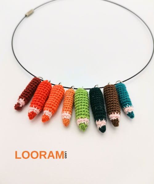 colier creionae colorate crosetate manual cadou profesor (8)