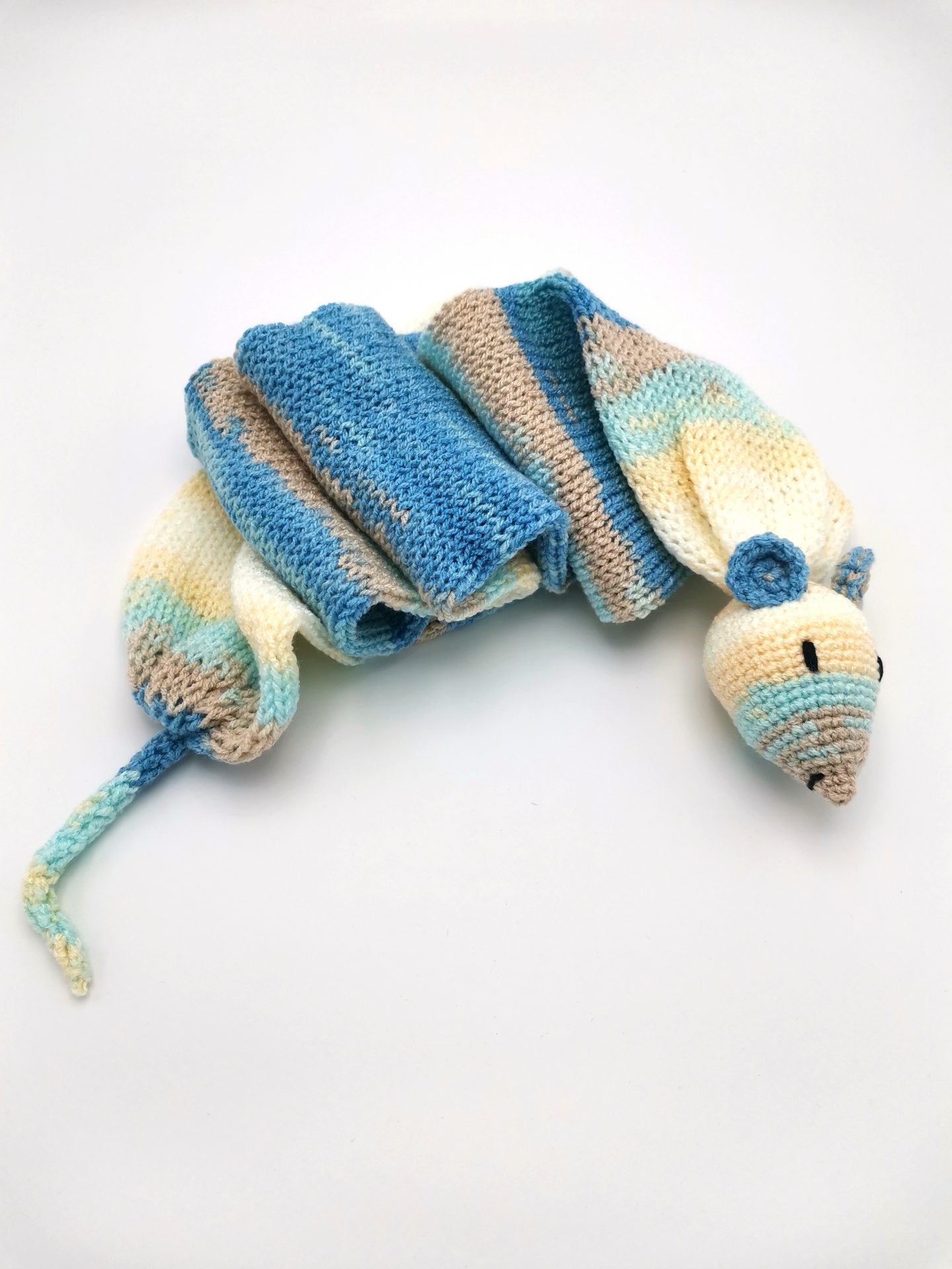 Fular tricotat soricel – lucrat manual pentru copii