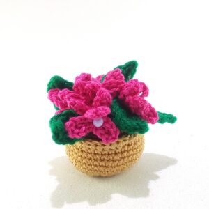 Ghiveci cu flori roz