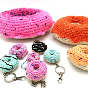 Breloc gogoasa cu ciocolata - pe comanda