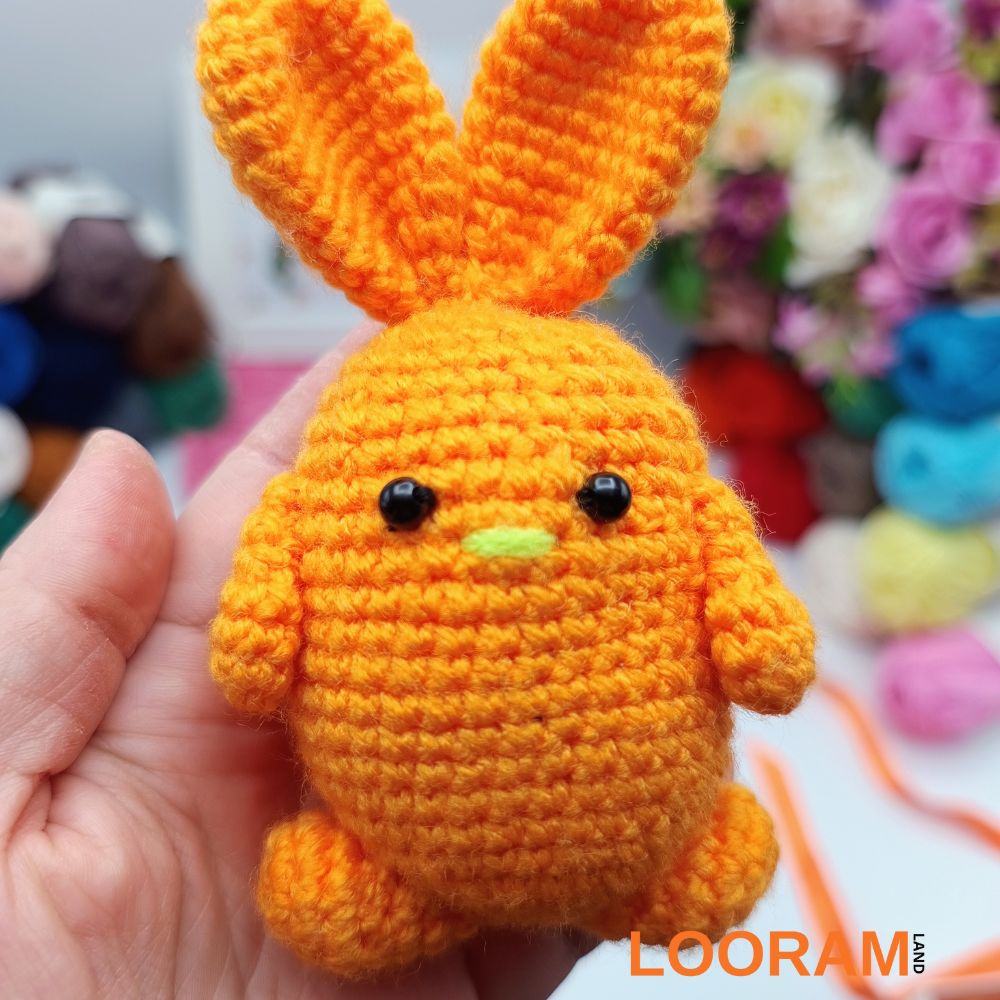 iepurasi crosetati manual din acril modele unice (16)