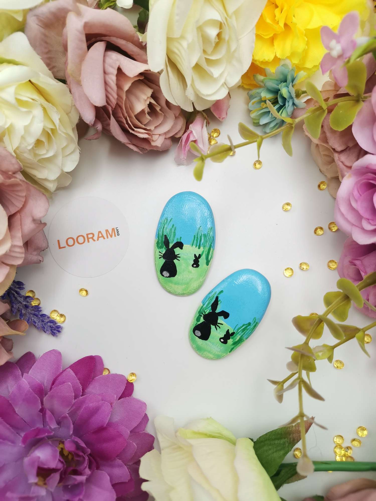 iepuri mărțișor din porțelan artizanal