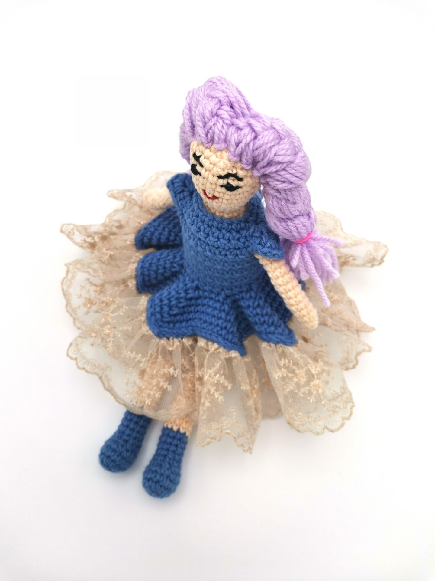 papusa cu par mov (4)