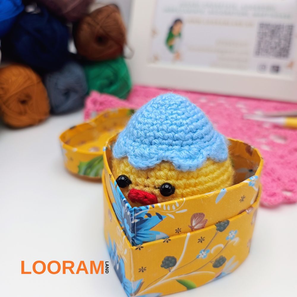 pui crosetat manual jucarie zornaitoare (4)