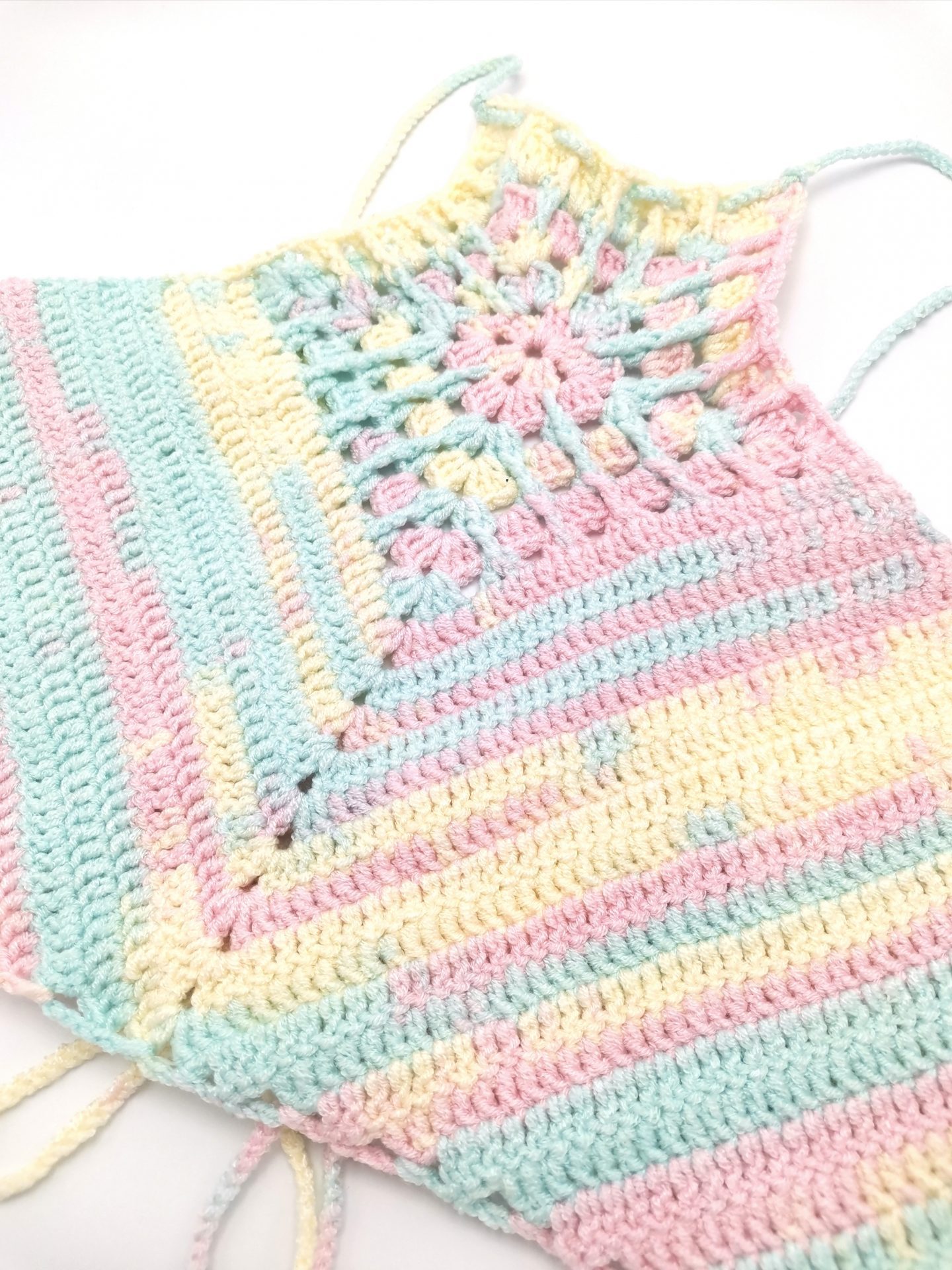 top crosetat multicolor (3)